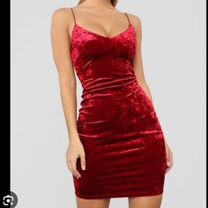WINDSOR BRAND DRESS CHERRY RED GREAT FOR PROM HOMECOMING OR A COCKTAIL DRESS